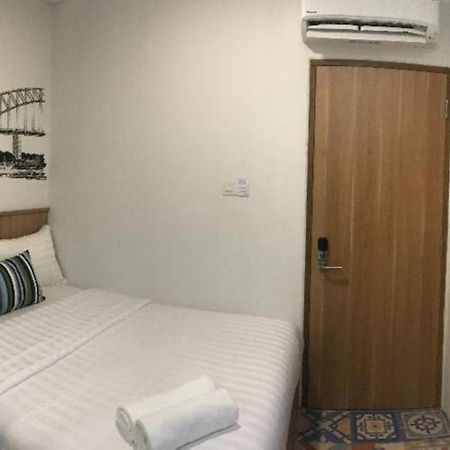 Casa Living Senayan Hotel Jakarta Exterior photo